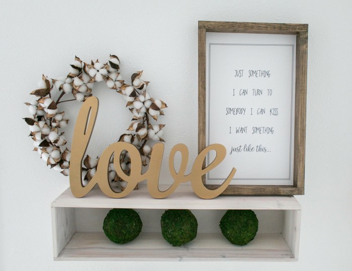 Entryway wall art decor