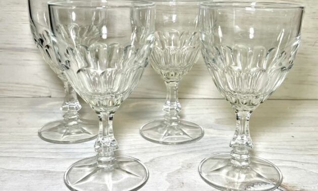 Art Decor Made in Italy Wine Glasses Exquisite Elegance for Your Table